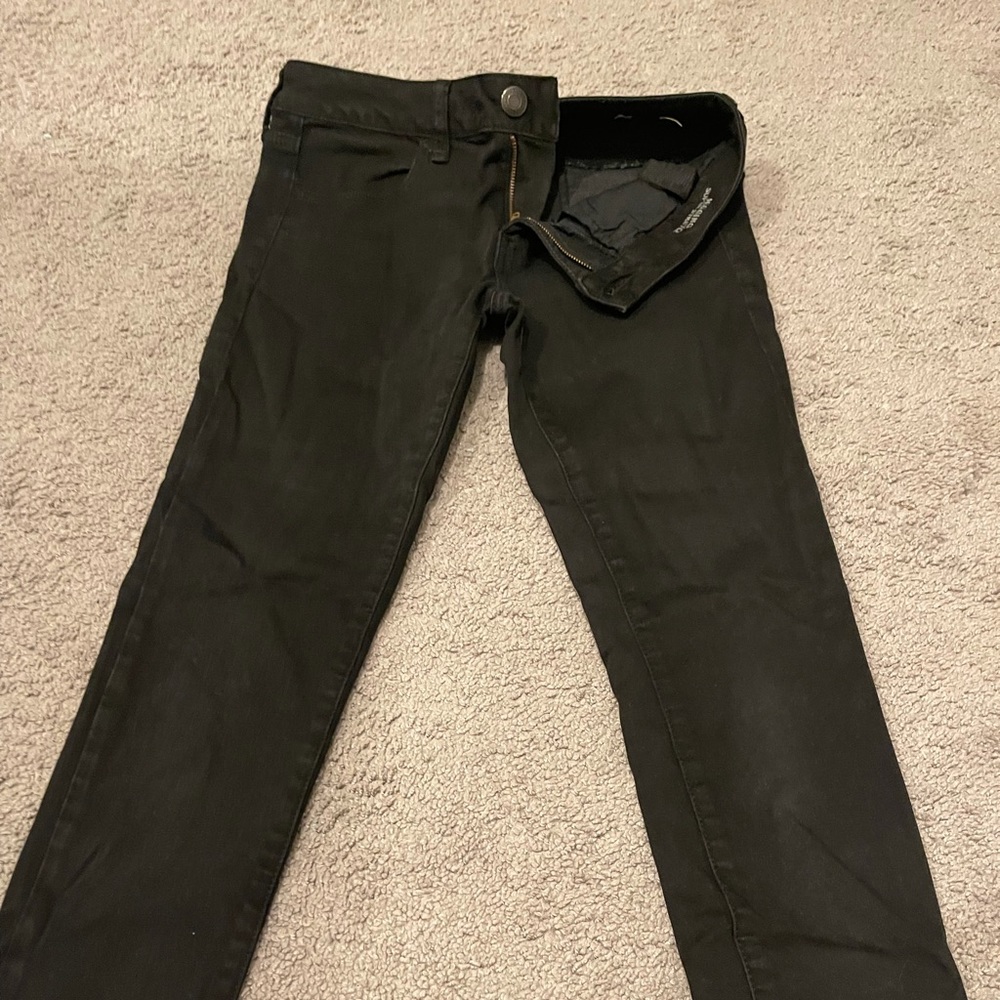 Women’s American Eagle black jegging size 6